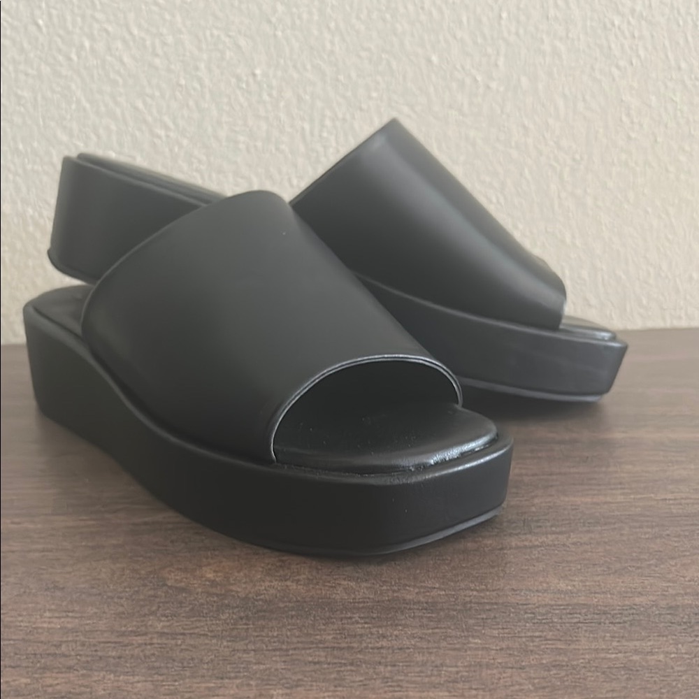 ShuShop Black Platform Slide Sandals